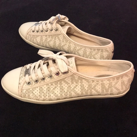 Michael Kors sneakers - Picture 1 of 3